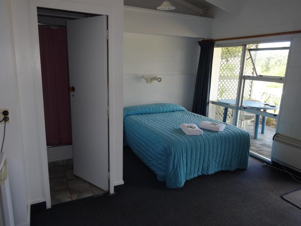 Ninety Mile Beach Holiday Park Waipapakauri Zimmer foto