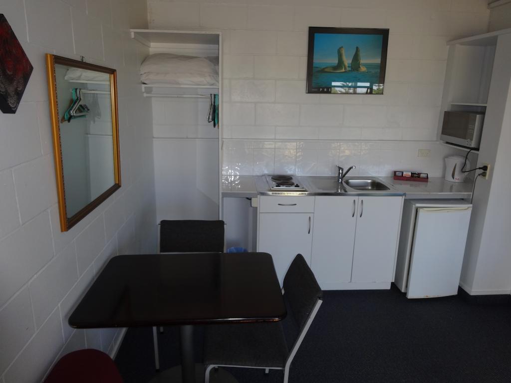 Ninety Mile Beach Holiday Park Waipapakauri Zimmer foto