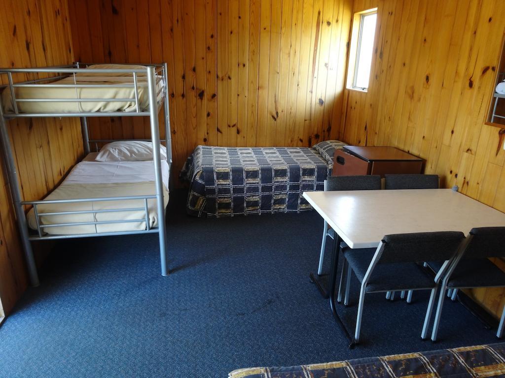 Ninety Mile Beach Holiday Park Waipapakauri Zimmer foto